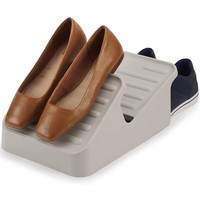 Фото Полка для обуви Joseph Joseph Shoe-In Compact Ecru серая 55001